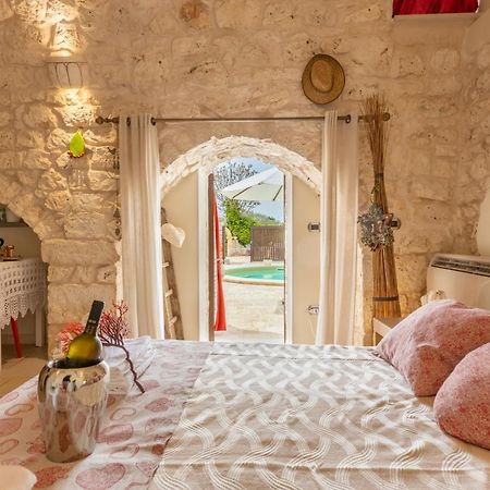 Casale Citrignano With Pool Villa Ostuni Bagian luar foto